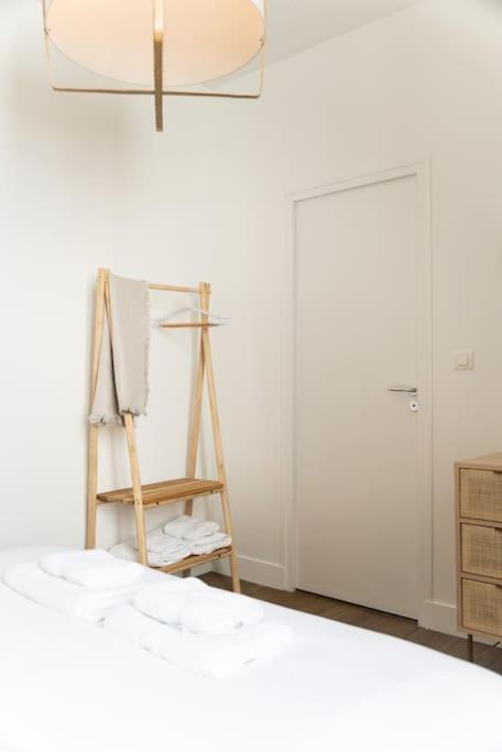 Superbe Appartement En Rdc Proche Marche Central La Rochelle  Luaran gambar